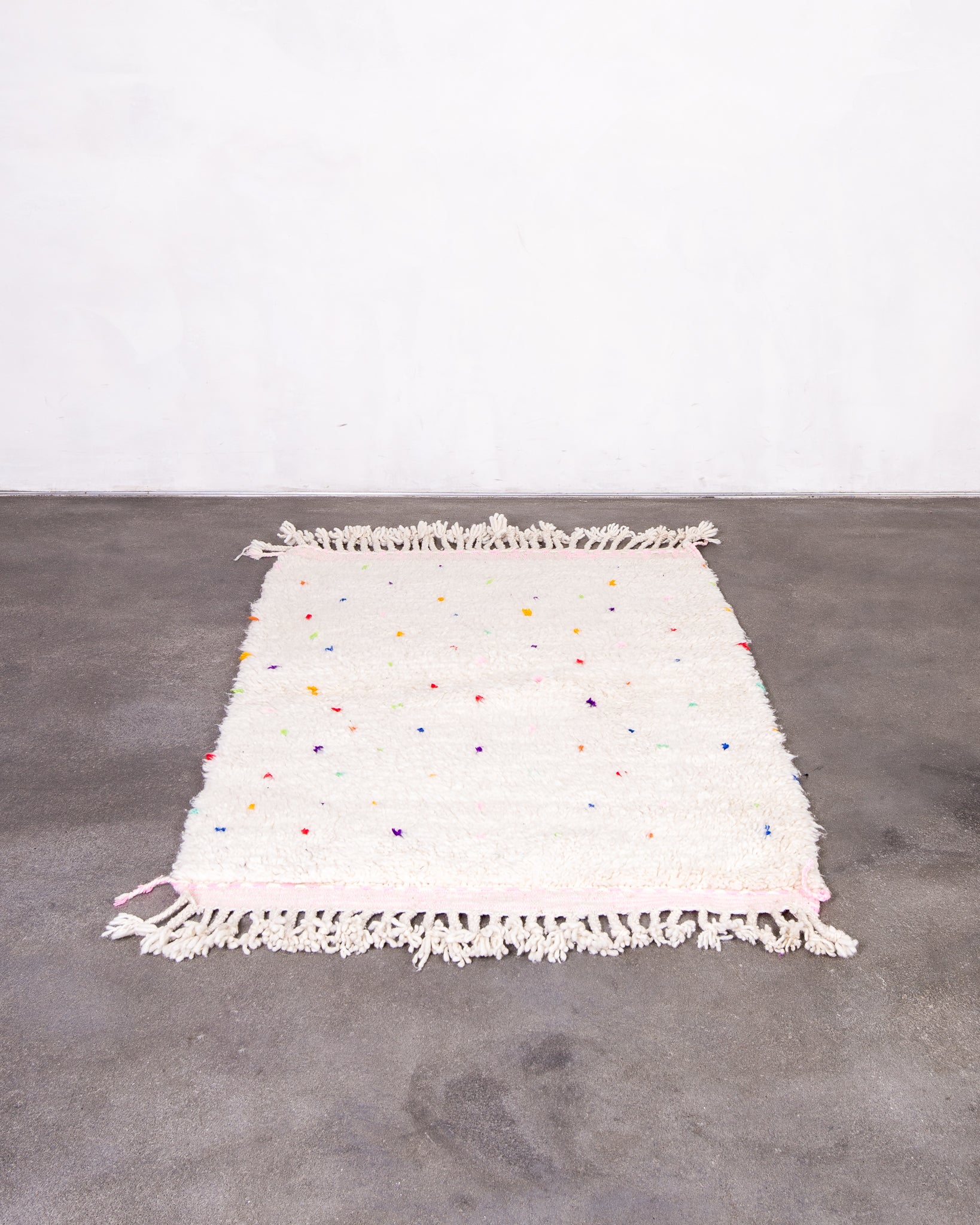 Modern designer handcrafted Berber rug from morocco Beniourain with beautiful colors and patterns